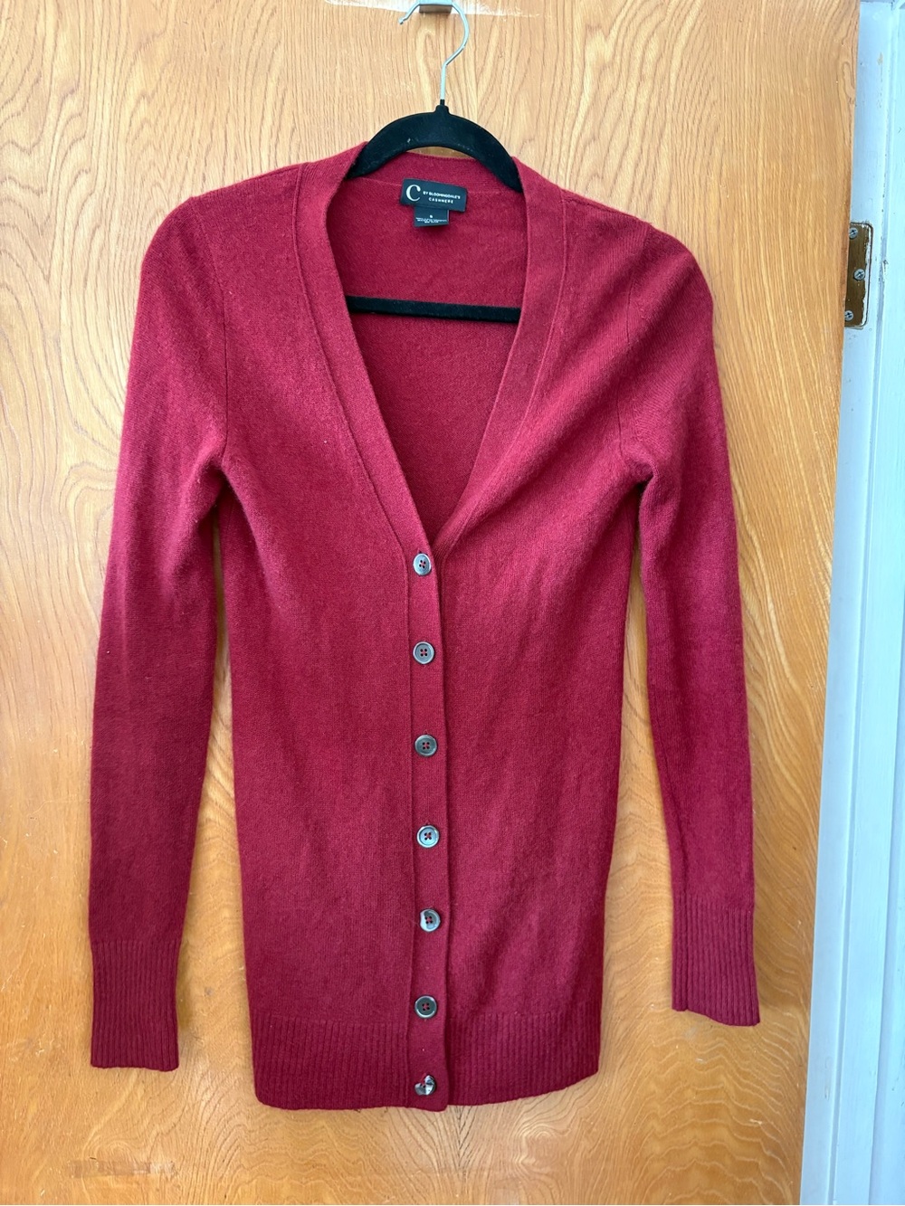 Bloomingdale's *FLAW* Women's Burgundy Button-Front Cardigan S